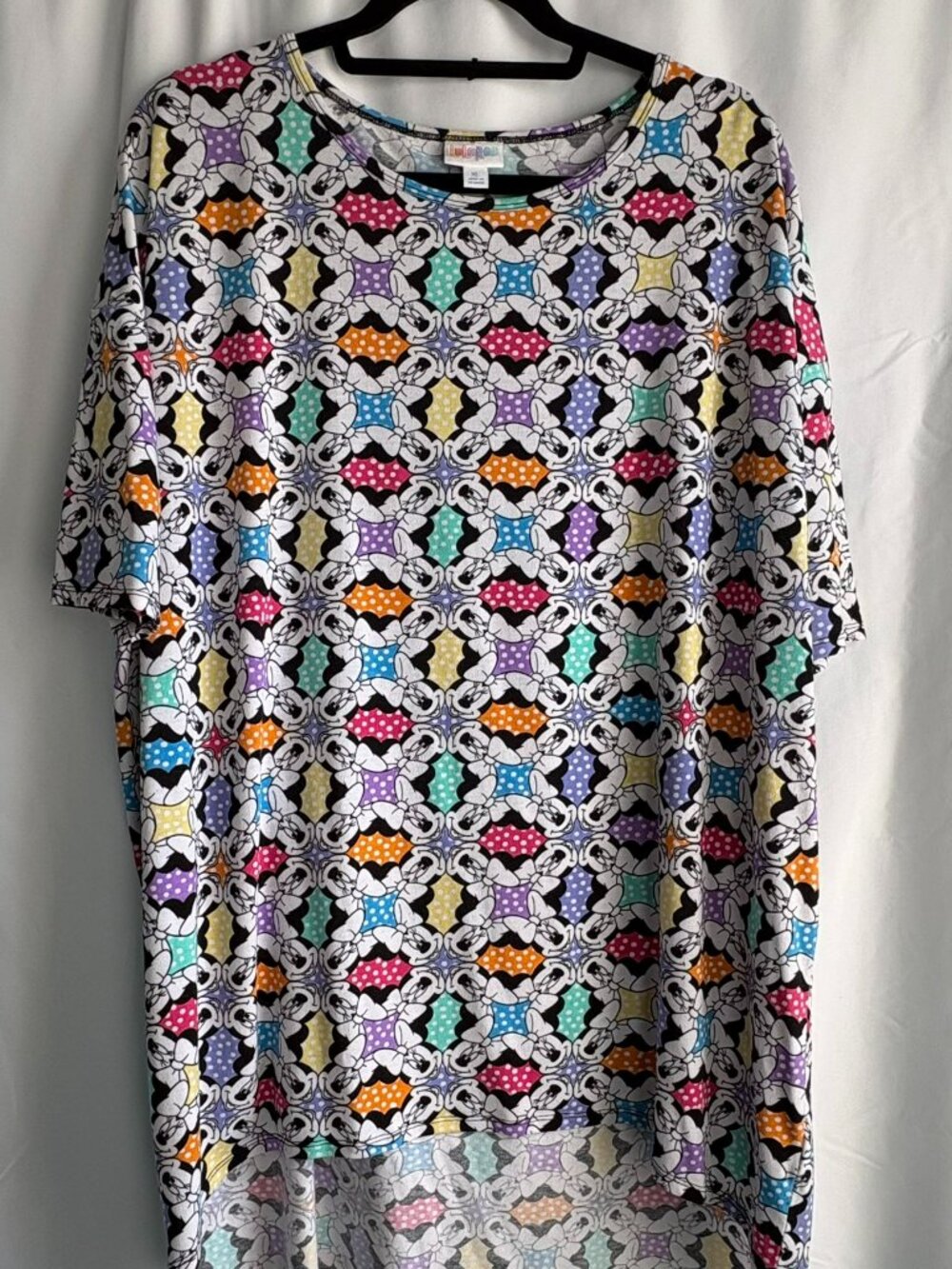 LuLaRoe Irma XL Minnie Heads Square Geometric Rainbow Disney Top